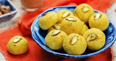 25 Bengali Sweets To Try Making At Home Insanely Good