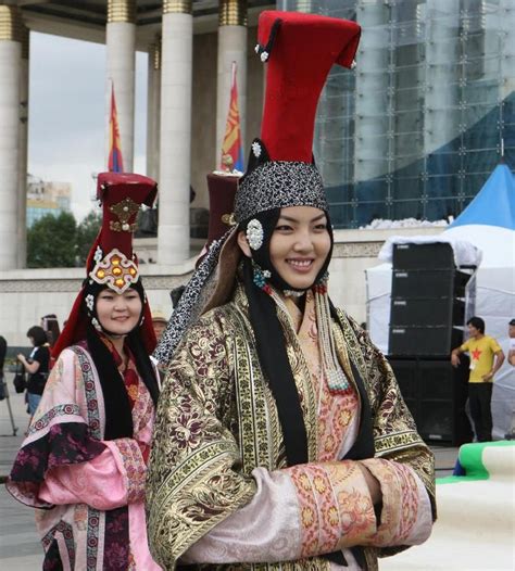Mongolian Clothing Traditional Outfits Carnival Outfits