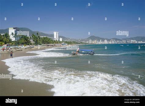 Acapulco Bay And Tourist Hotels Acapulco Mexico Stock Photo Alamy