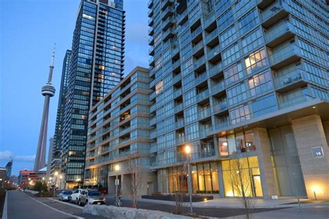 Toronto Real Estate Condo Rents Hit Record High As Would Be Homebuyers