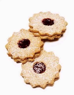 Cookies with strawberry jam, shortbread with strawberry jelly, closeup. Jam-Filled Kolache Cookies With Cream Cheese Pastry ...