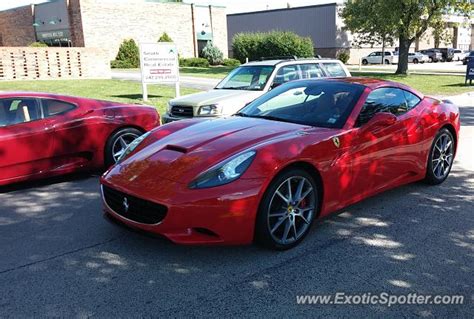 Maybe you would like to learn more about one of these? Ferrari California spotted in Lake Forest, Illinois on 10/05/2014