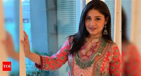 Sunidhi Chauhan To Lends Her Voice For Frozen 2 Hindi Movie News