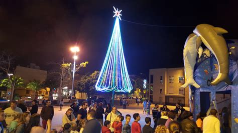 el alcalde de la laguna josé alberto díaz inicia la campaña de navidad en finca españa