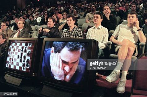 Us Chess Kasparov Photos And Premium High Res Pictures Getty Images