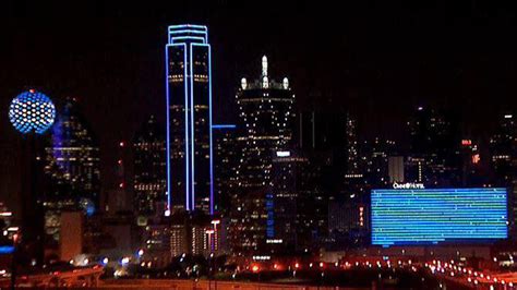 Dallas Skyline Will Light Up Blue To Support Essential Workers During