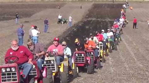 Bluniers Plow Day Ix 2014 Parade Lap Iii Youtube