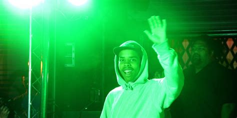 How Earl Sweatshirt Became Internet Raps Reluctant Icon The Daily Dot