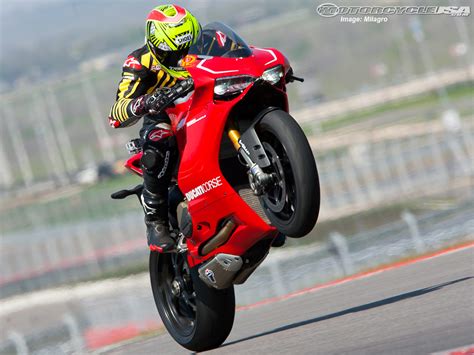 ducati superbike 1199 panigale r pics specs and list of seriess by year