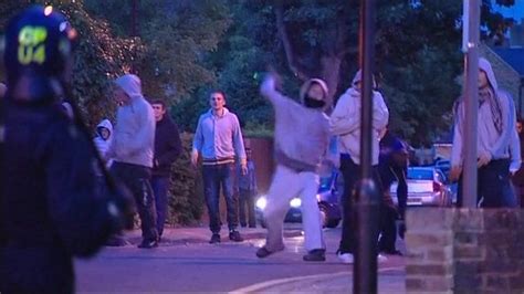 Copycat Crime Across London After Tottenham Riot Bbc News