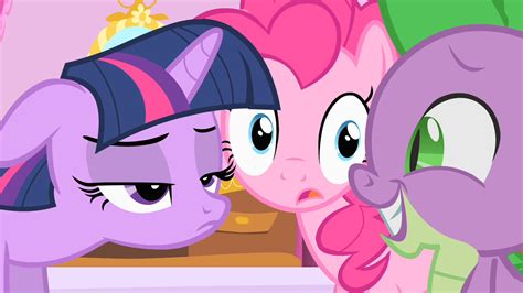 Image Twilights Reaction To Spikes Crush On Rarity S1e20png My