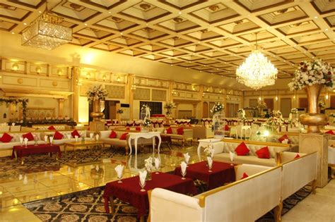 An Abreast Comparison Between Banquet Halls And Marquee Halls