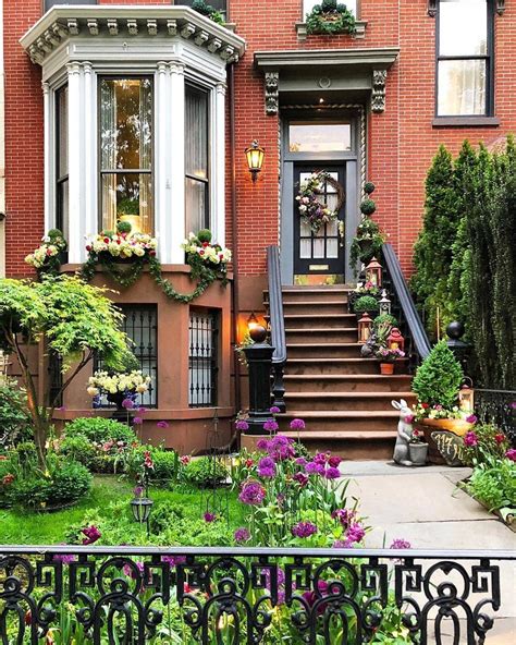 New York City Boroughs ~ Brooklyn Greenpoint Stoop And Garden