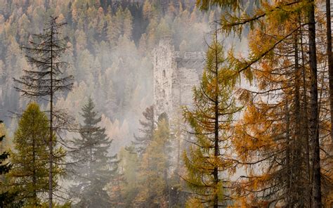 Download Wallpaper 3840x2400 Forest Castle Fog Hill Autumn 4k Ultra