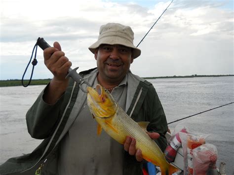 El Mundo De La Pesca Deportiva Pesca En La Paz Con Victor Flores Guia