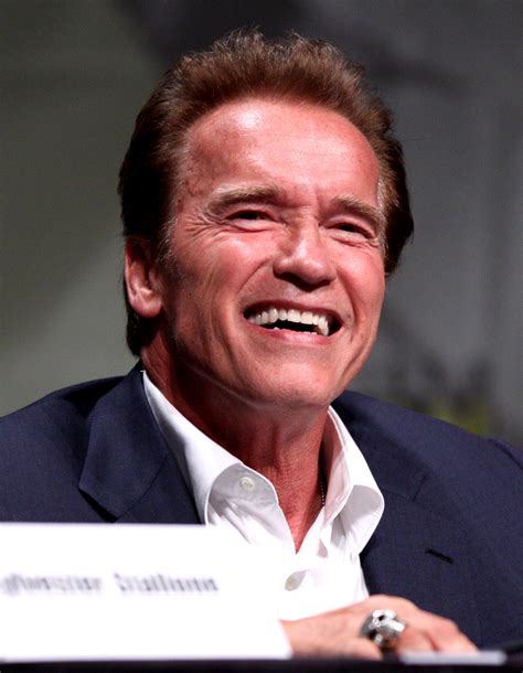 Arnold Schwarzenegger Xenopedia The Alien Vs Predator Wiki
