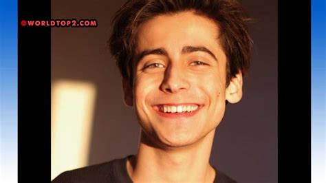 Nickelodeon`s ho ho holiday special (2015). Aidan Gallagher | Bio, Age, Height, Net Worth (2020), Family