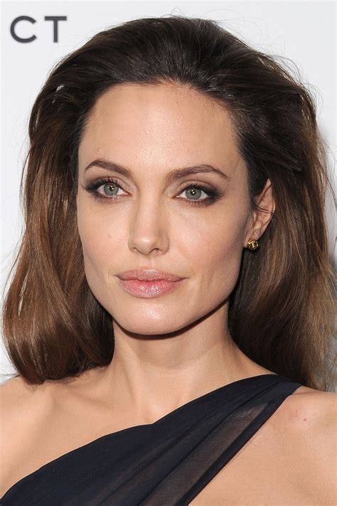 What Kind Of Makeup Does Angelina Jolie Use Saubhaya Makeup