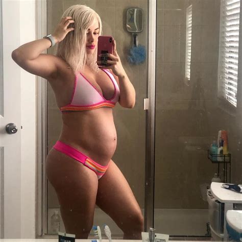 90 Day Fiance Bikini Photos See The Stars Rocking Sexy Swimsuits