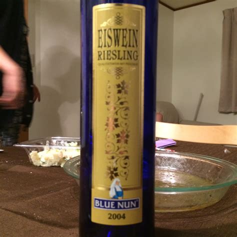 Blue Nun Riesling Eisweinブルー・ナン リースリング アイスワイン Vinica 無料のワインアプリ