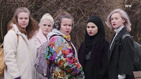 Girl Squad Skam Girl Squad Winter Outfits Celebrities