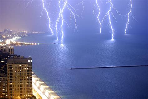 47 Unearthly Lightning Strikes Pics Matador Network