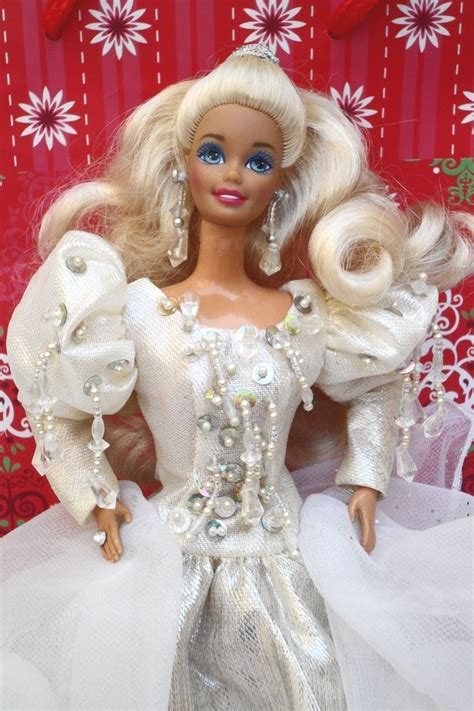 Happy Holidays 1992 Barbie Doll For Sale Online Ebay Barbie Gowns Barbie Dolls For Sale Barbie