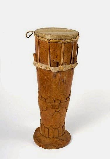 Akan tetapi alat musik ini tak hanya dimainkan untuk sekedar pengiring. Pengertian Alat Musik Tradisional Tifa Asal Maluku dan Papua