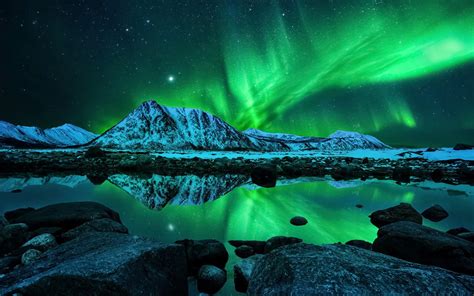 Violetas Espectacular Aurora Boreal En Noruega Full Hd Aurora Borealis