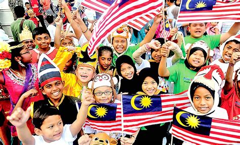 Mustahil realisasikan konsep Bangsa Malaysia - Khaled | BebasNews
