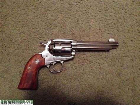 Pistols Ruger Vaquero Bisley Stainless In 45 Colt