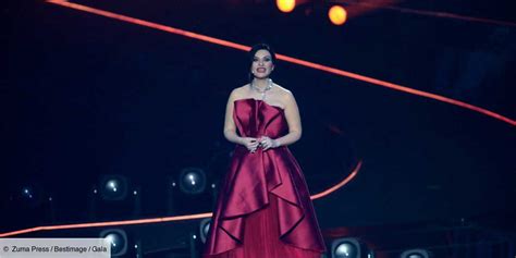 Eurovision 2022 Laura Pausini Victime Dun Malaise En Plein Direct