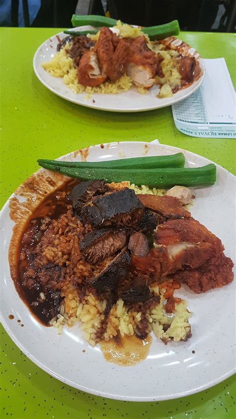 Bagi lauk masakan tengah hari pula, anda boleh cuba masak lemak cili api waktu operasi: WANDERLUST DJ: Restoran Nasi Lemak Royale Kedah, Ayer@8 ...