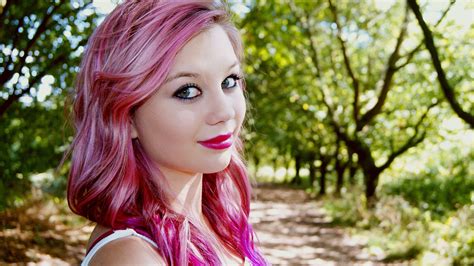 Women Pink Hair Dyed Hair Hd Wallpapers Desktop And Mobile Images And Photos
