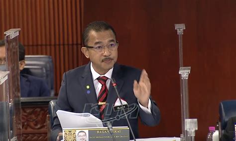 Bukan hanya itu dan perlu anda ketahui bahwa banyak sekali nama desa yang ada di indonesia seperti kampung,tiyuh,gempong, dan sebutan lainya sesuai perda daerah masing masing. Kecoh menteri tak hadir, peruntukan Belanjawan KKM lulus