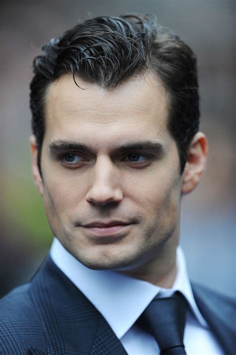 33 pictures of henry cavill that will make you go weak at the knees henry cavill celebrities