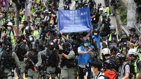 International Calls Rise Against Chinas Clampdown In Hong Kong Euractiv