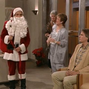 Chritmas Tv Episodes GIFs Get The Best GIF On GIPHY