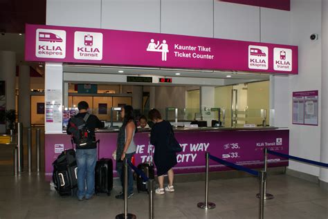 Indonesia airasia melayani lebih dari 20 kota tujuan di seluruh indonesia, asia, dan australia. AZUERIENA NORASH: JJCM LANGKAWI TRIP- DAY 1ST - TIPS UNTUK ...