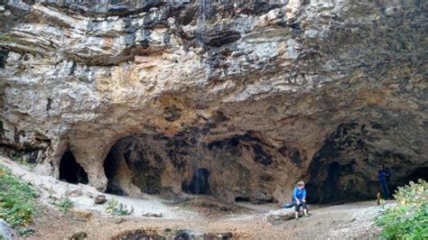 8 Beautiful Must Visit Caves In South Dakota