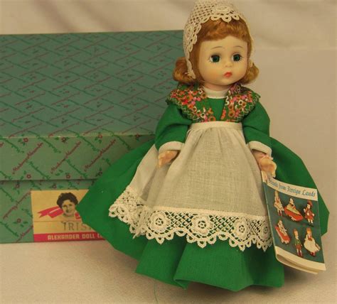 Vintage 1966 Madame Alexander Dolls Luck Of The Irish Bent Playset