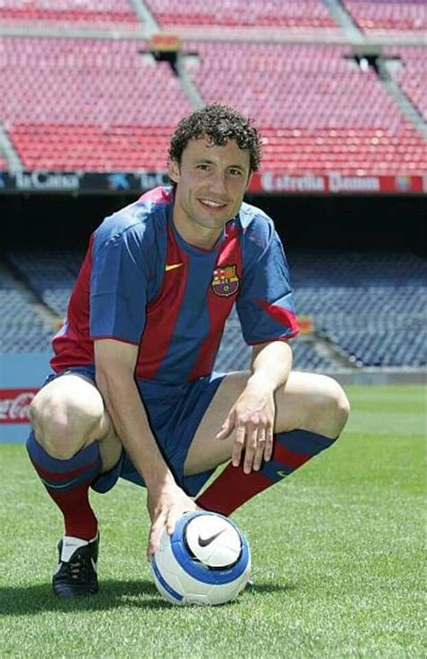 He is the manager of german club vfl wolfsburg. Mark Van Bommel | Fotos de fútbol