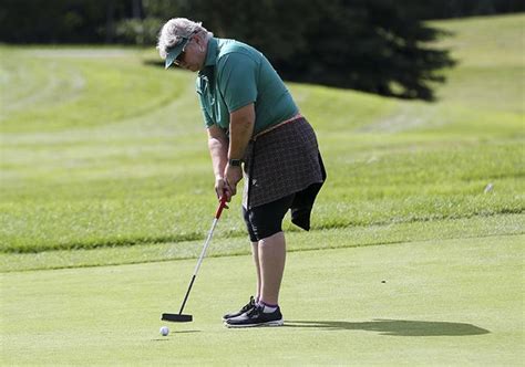 Kenais Katelin Richards Struggles But Leads State Amateur Golf Championship Heading Into Final