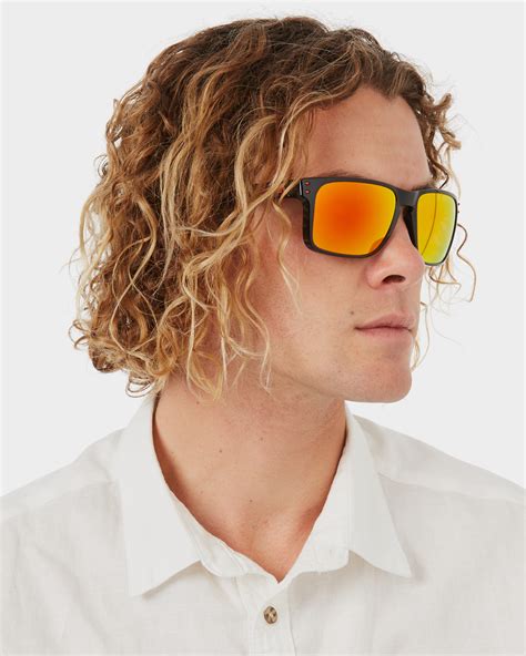 oakley holbrook xl polarised sunglasses black prizm ruby surfstitch