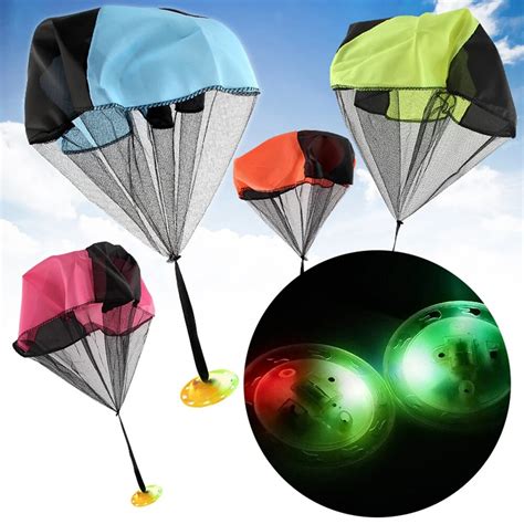 1pcs Outdoor Fun Sports Toy Mini Parachute Hand Throwing Parachute