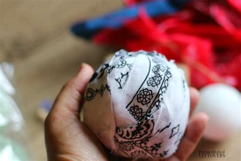 How To Make Patriotic Rag Balls Using Red White And Blue Bandanas