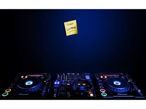 1152x864 Gone Clubbing Wallpaper Music And Dance Wallpapers