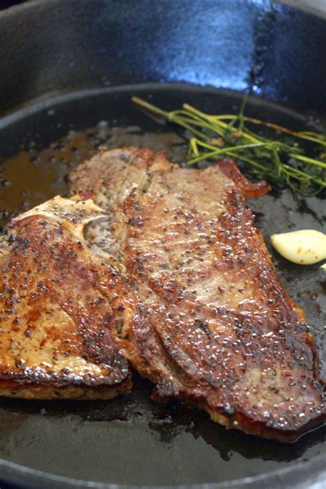 Pan Seared T Bone Steak Recipe In 2020 Tbone Steak Recipe Cooking