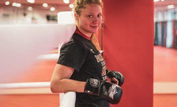 Oktagon mma oznámil vznik nového projektu, který nese jméno oktagon underground a jeho koncept je skutečně originální. TOP 5: Nejsympatičtější ženy OKTAGONU - OKTAGON MMA