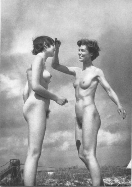 Vintage Retro Nude Beach Girls Nupics Pro